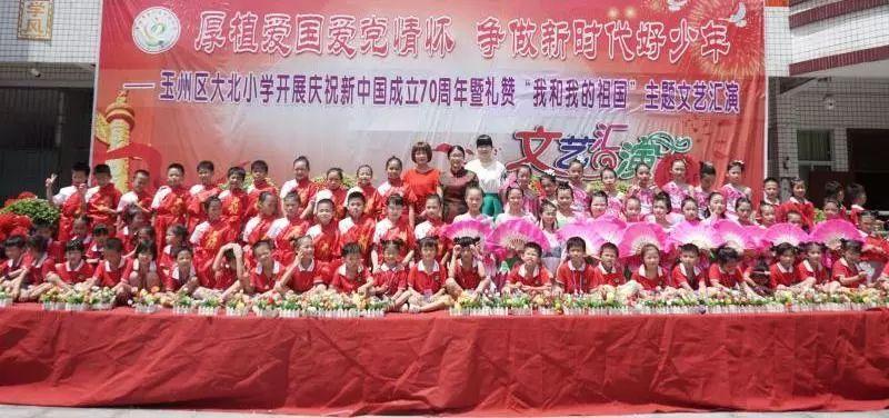人民日报评论员:加快建设规模宏大的卓越工程师队伍